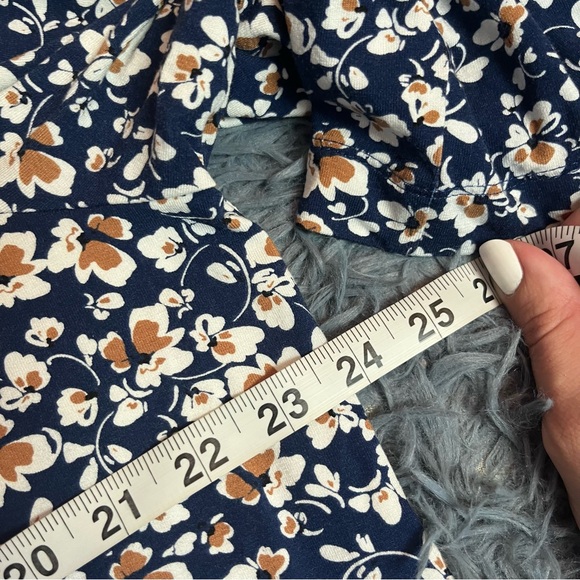 Floral Navy Women's Top - Picture 4 of 6